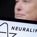 Elon Musk announces that he has implanted the first brain chip in a human being